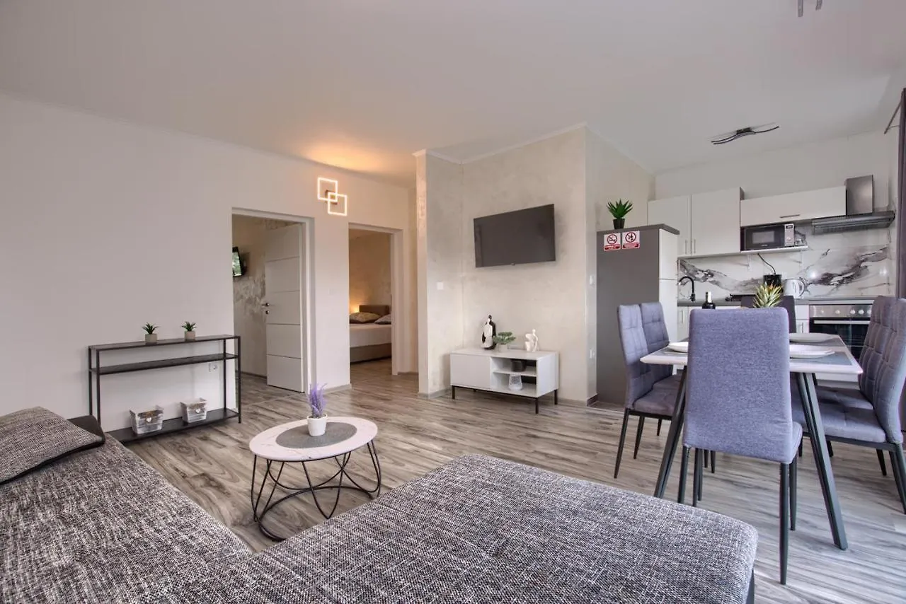 Апартаменты Luksuzni Apartmani Asi S Bazenom Фажана Хорватия